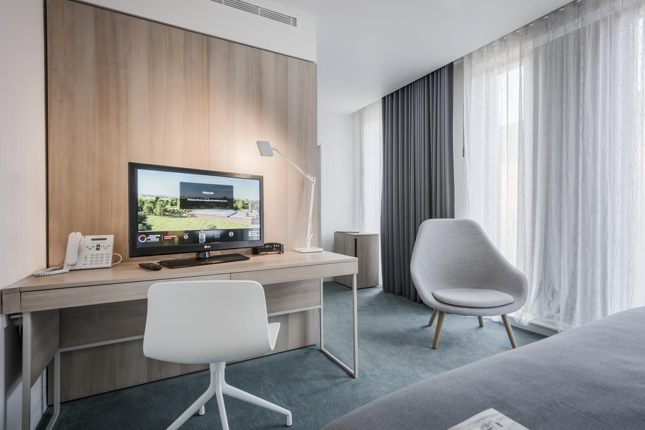 Hinxton Hall Hotel And Conference Centre Εξωτερικό φωτογραφία